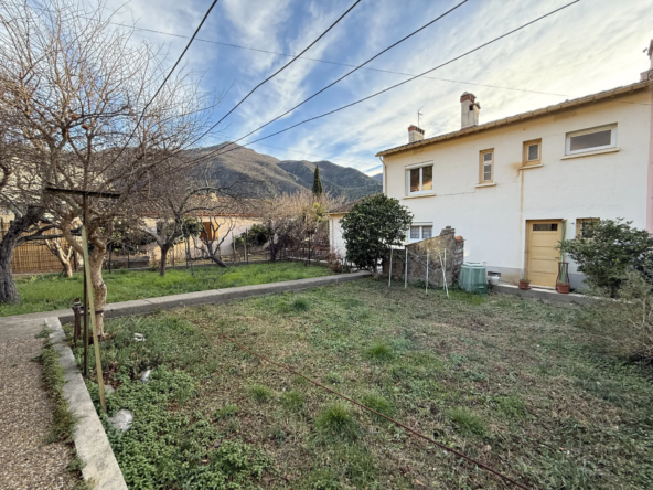 Maison F4 à vendre à Arles sur Tech avec terrasse et jardin