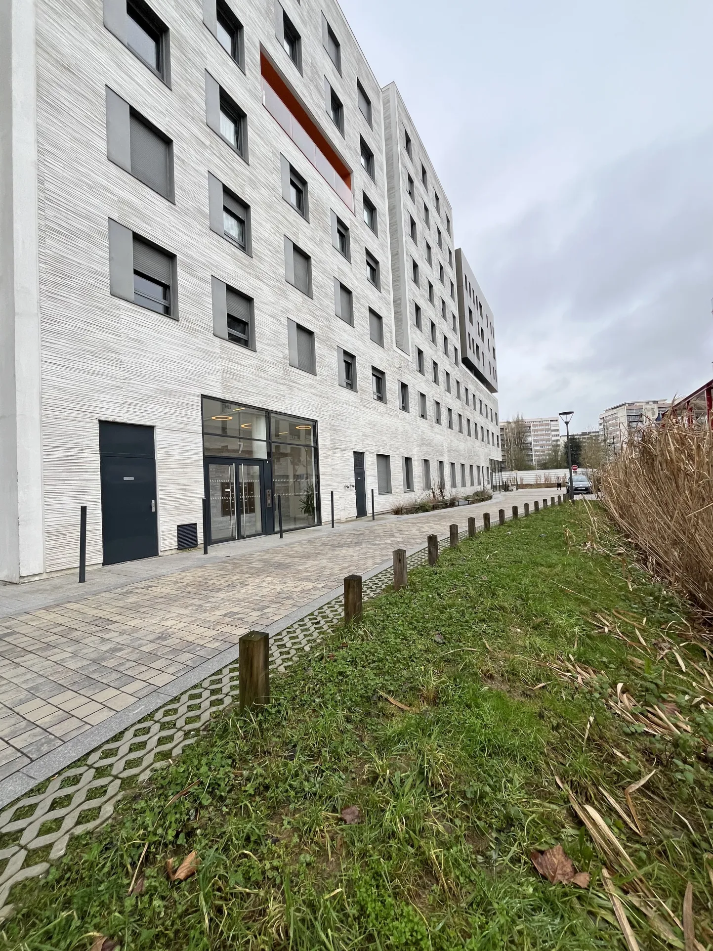 À vendre : Studio spacieux à Véizy-Villacoublay 