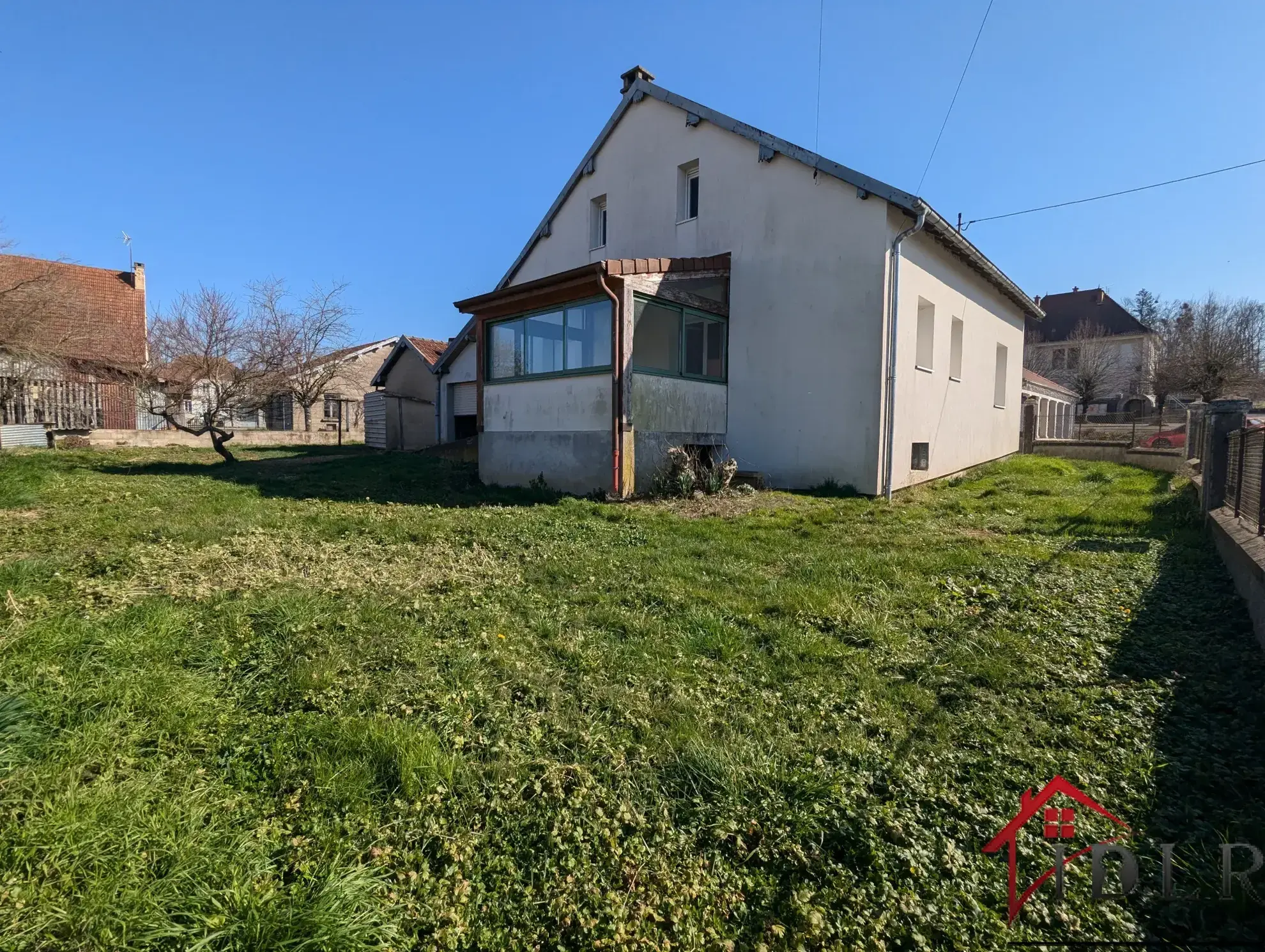 Maison indépendante à vendre à Angirey 