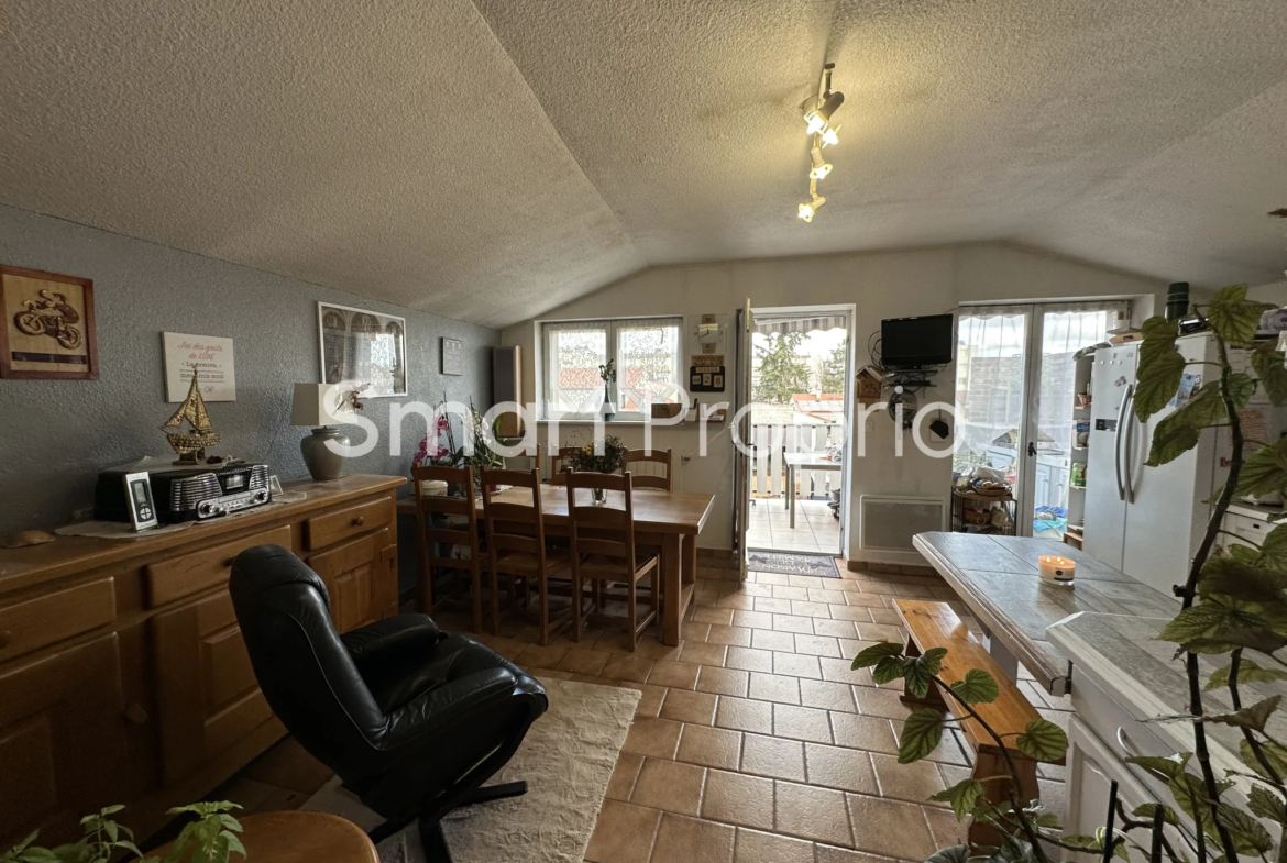 Maison de Bourg à Vendre entre Riom et Mozac - 158 m² 