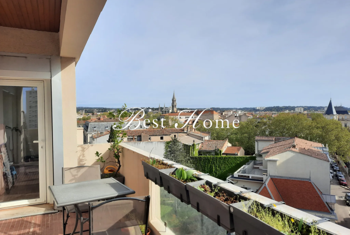 Magnifique Appartement P3 à Vendre à Nîmes avec Terrasse et Garage 