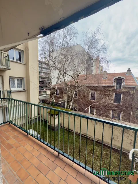 À vendre : Appartement F3 avec balcon, cave et garage à Saint-Étienne 