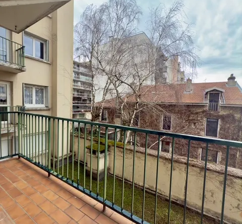 À vendre : Appartement F3 avec balcon à Saint-Étienne - Cité du Design