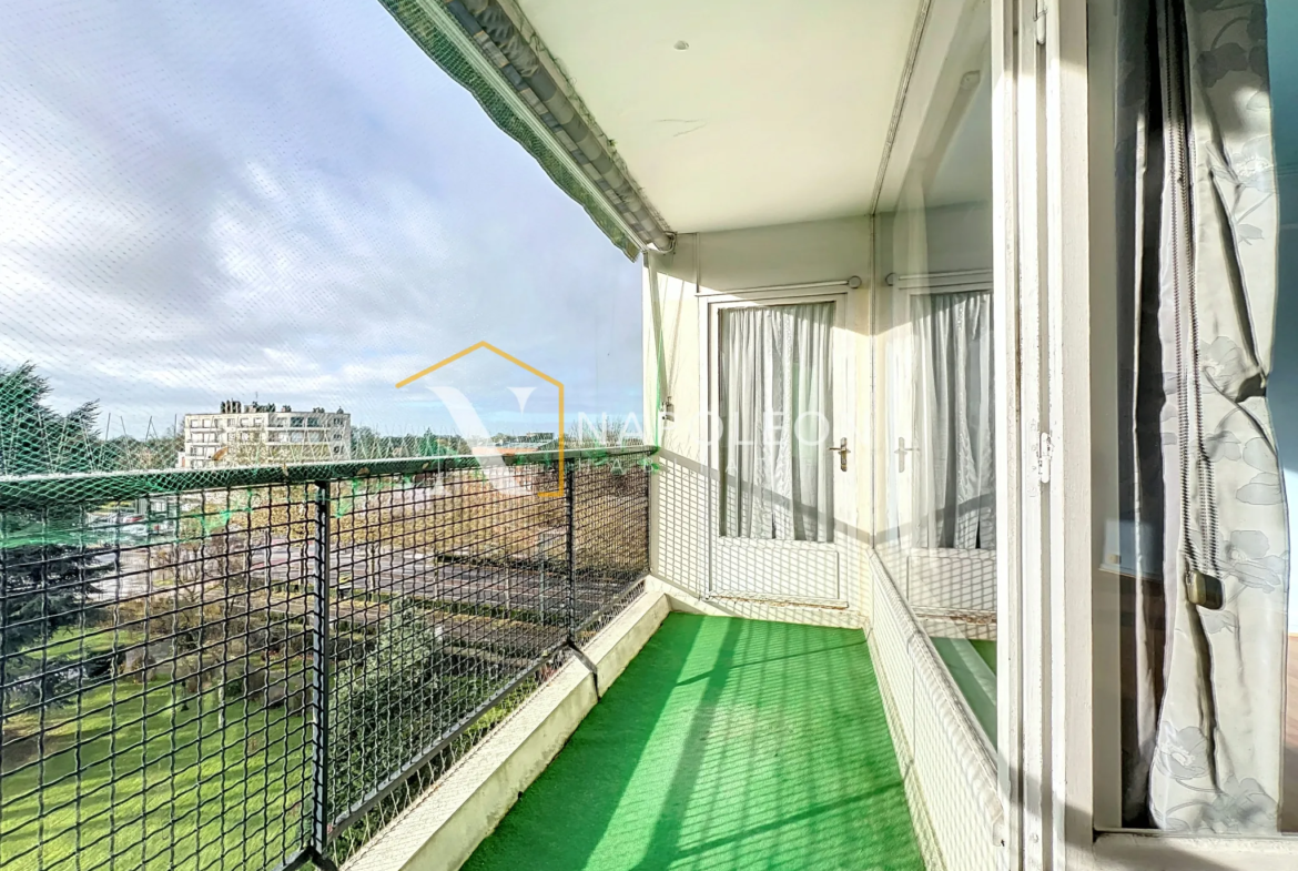 Appartement lumineux avec vue sur le parc Barbieux à Roubaix 