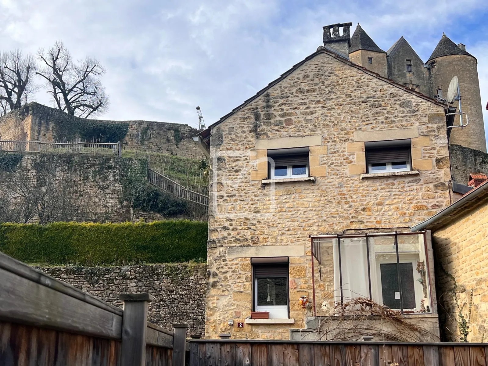 Maison en viager occupé à Salignac près de Sarlat 