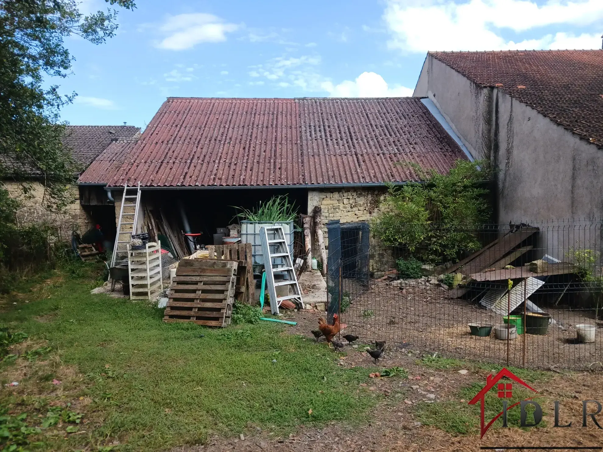 Lot de 2 maisons à rénover à Vernois-sur-Mance 