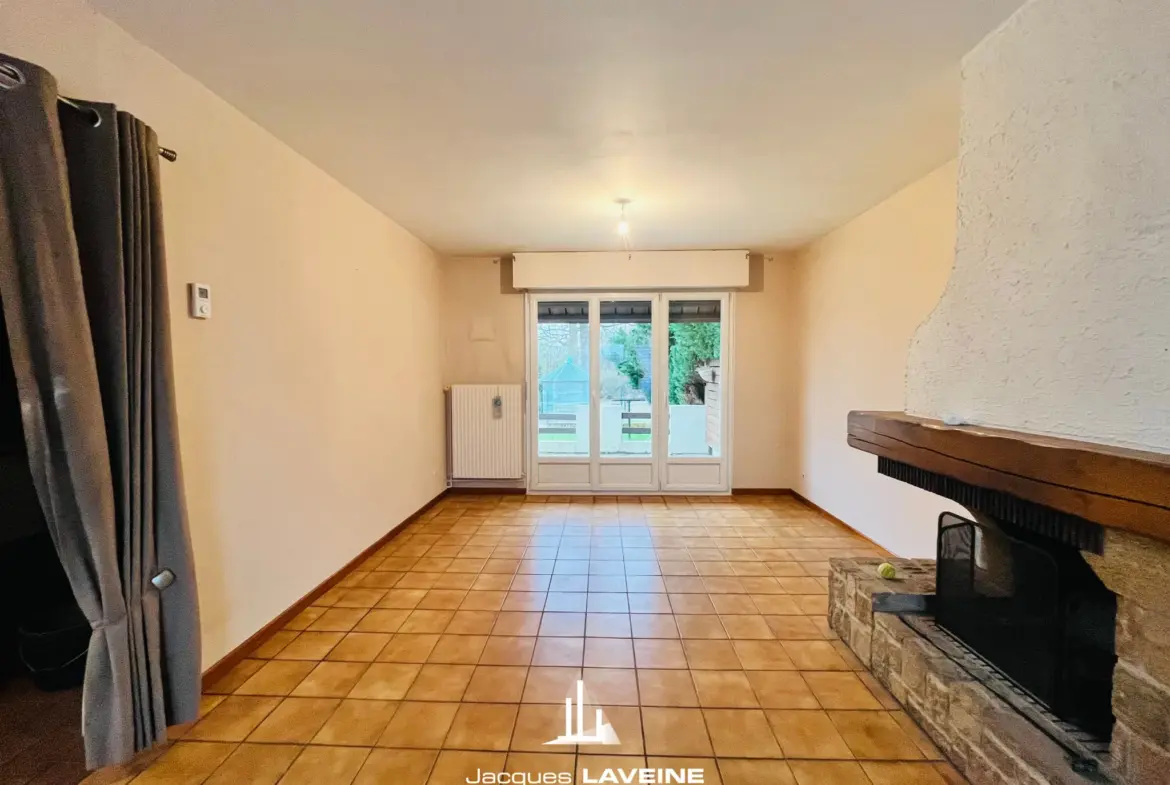 Maison 5 pièces à vendre à Pouilly - 213000 EUR 