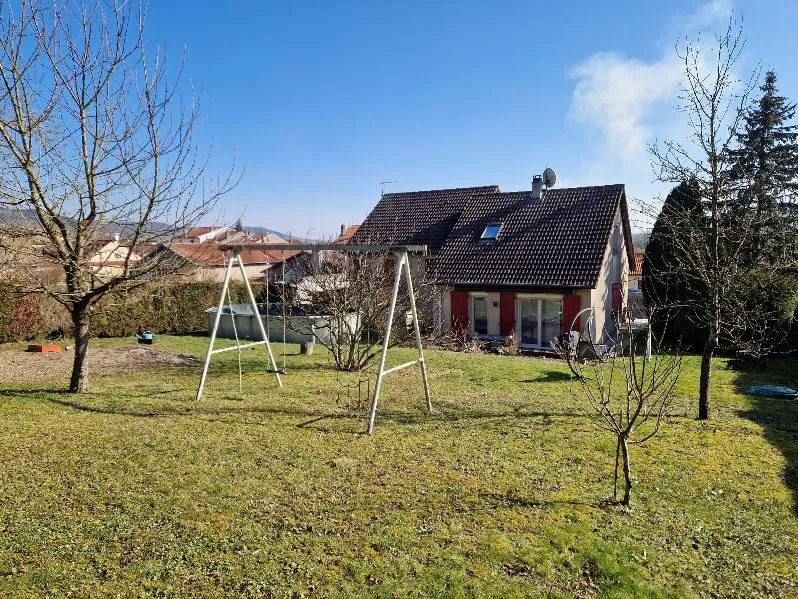 Spacieux Pavillon T6 à Foug sur Terrain de 1485 m² 