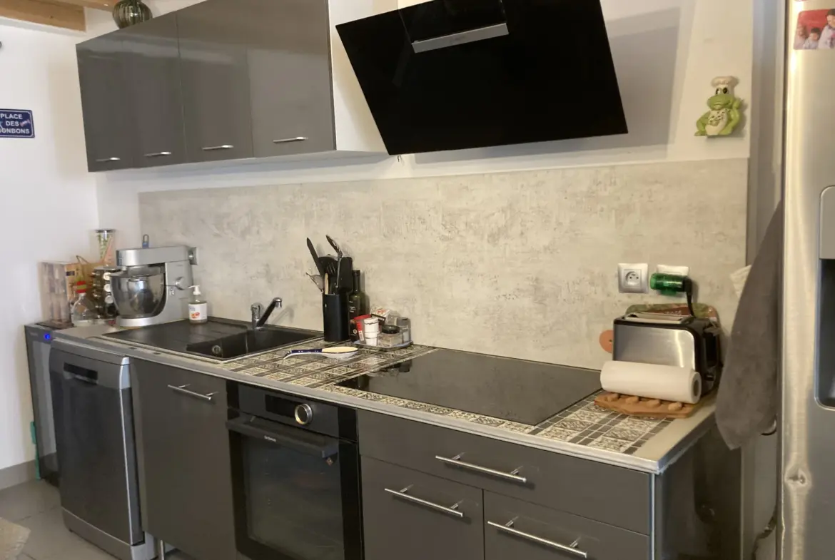 À Saint-Sorlin-en-Bugey, appartement T3 en duplex de 67 m² avec terrasse 