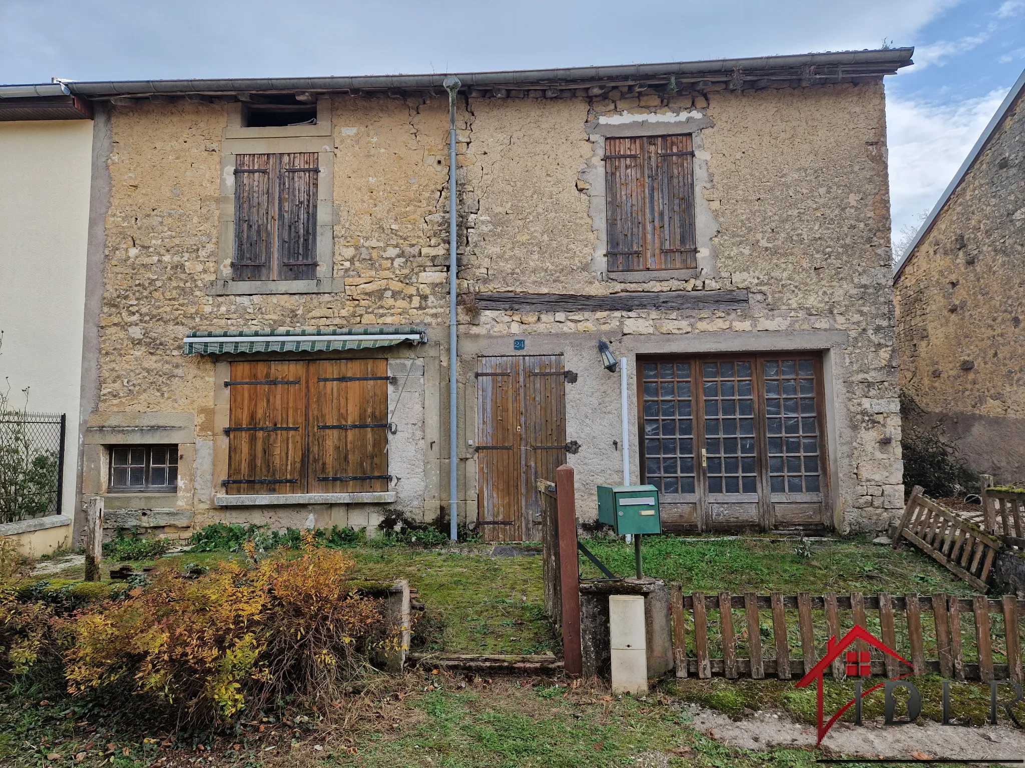 Maison de 118 m² à rénover à Voisey, Haute-Marne 