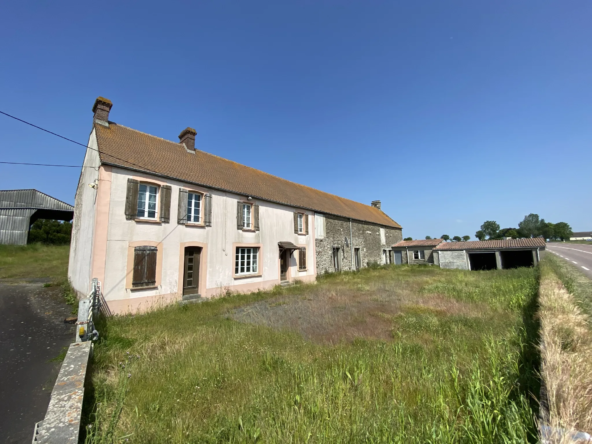 Ancienne Ferme à Croisilles à Vendre - 3 Chambres et Grand Terrain