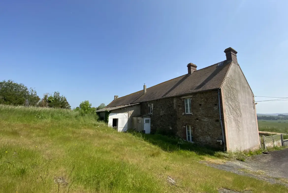 Ancienne Ferme à Croisilles à Vendre - 3 Chambres et Grand Terrain 