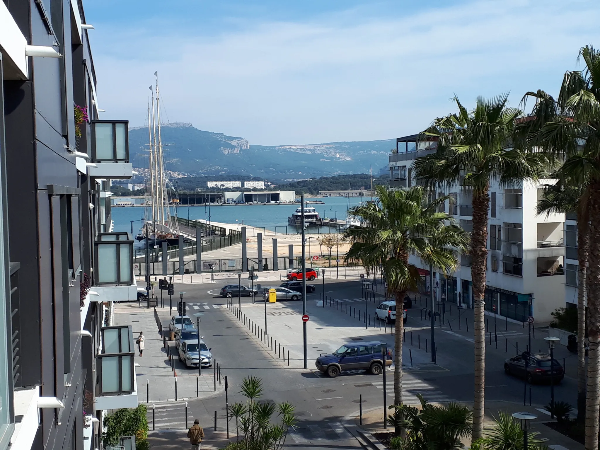 Studio 35m² Vue Mer avec Garage à La Seyne-sur-Mer 