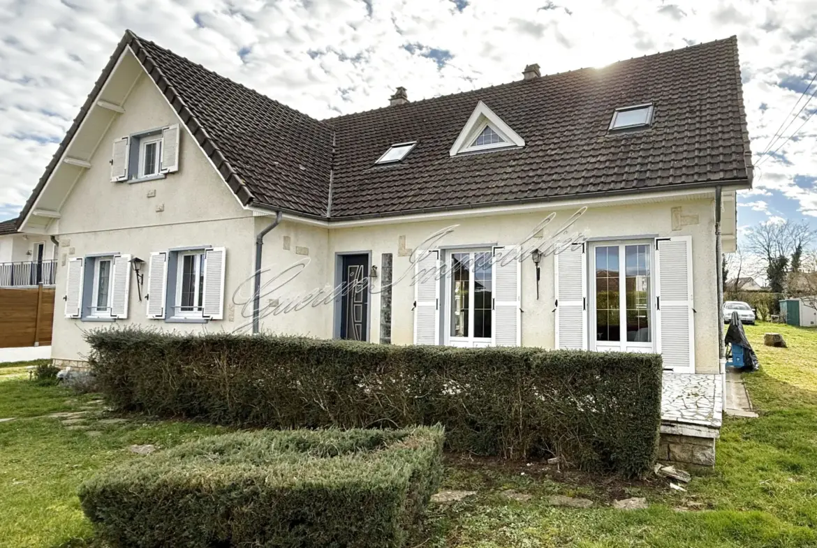 Maison familiale à vendre à Varennes-Vauzelles - 195 m² 