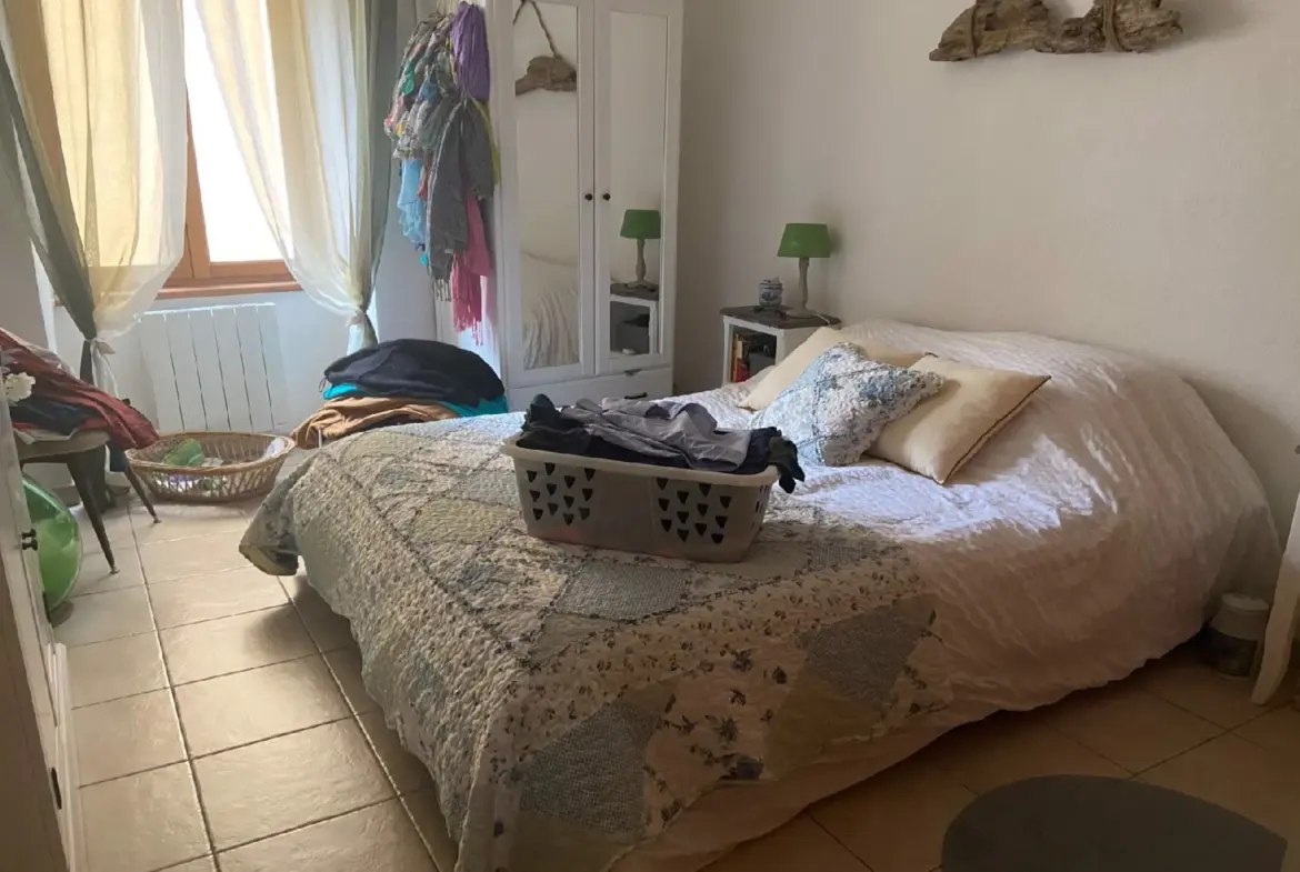 Appartement Type 3 à Fuveau - 205 000 € 