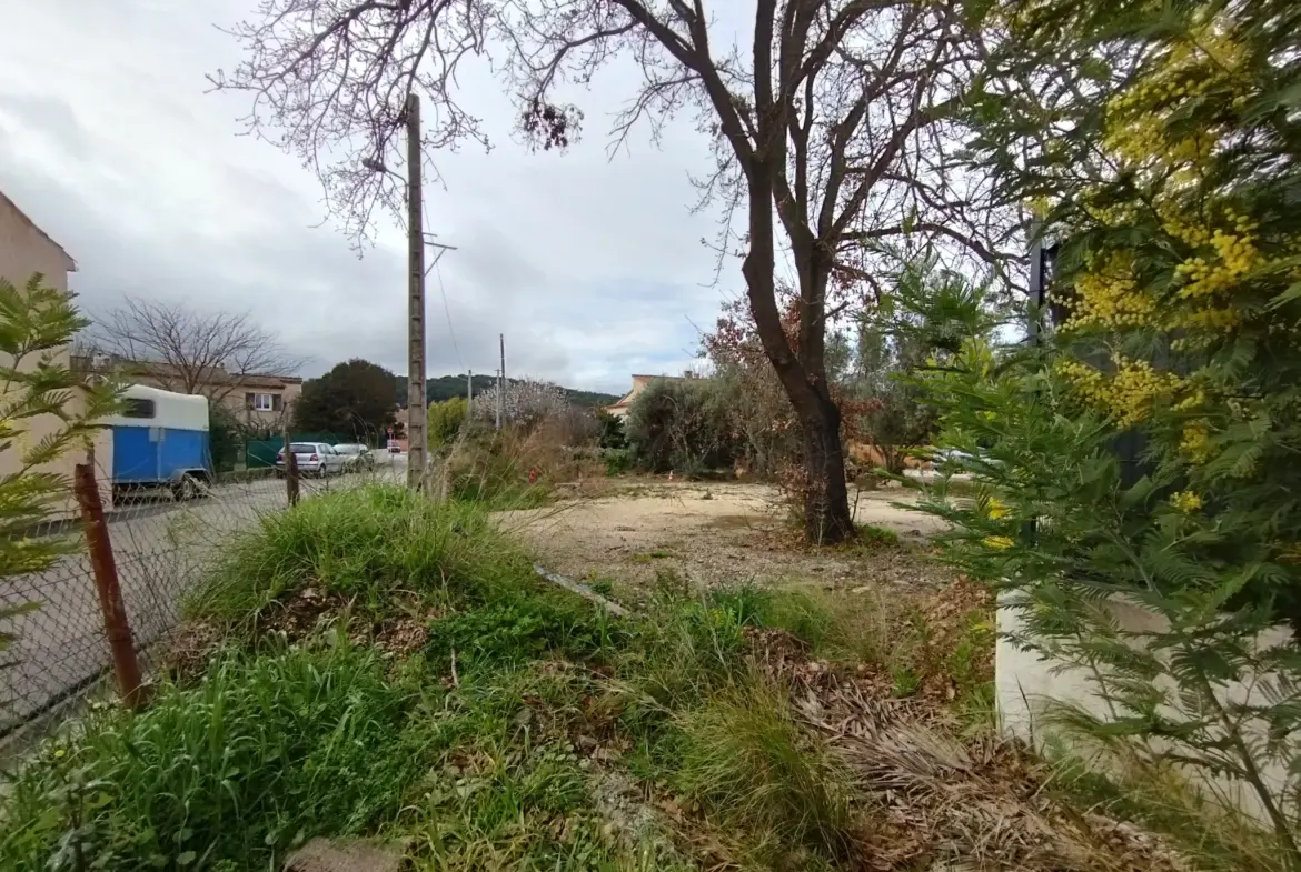 Terrain à bâtir de 250 m2 à Six Fours Les Plages 