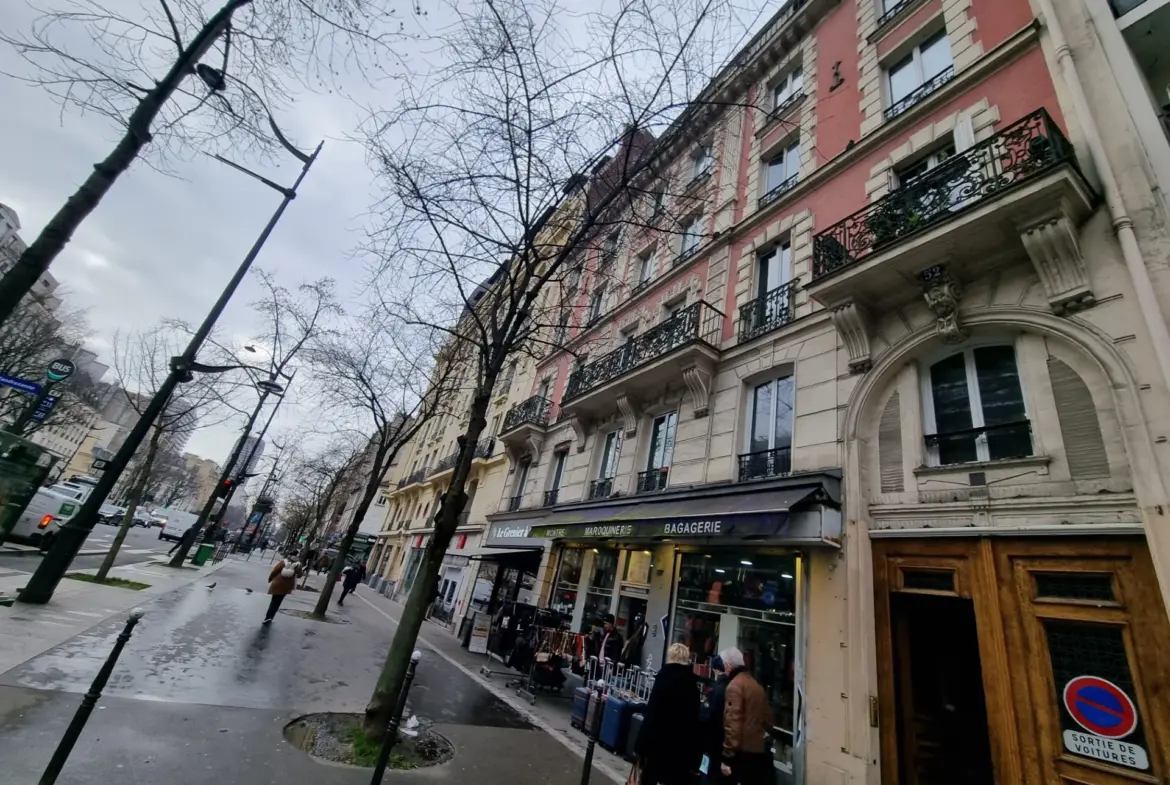 Charmant studio à vendre à Paris - Idéal investissement locatif 