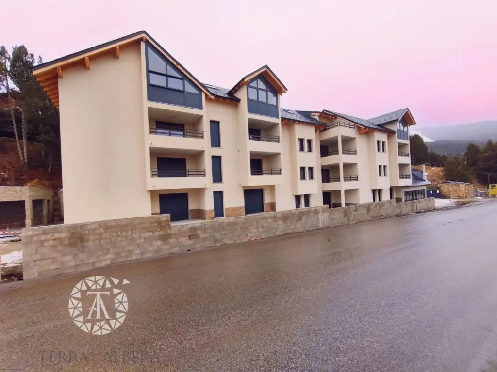 Appartement neuf 3 pièces avec jardin et parking aux Angles