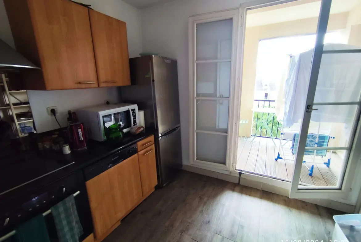 Cergy Port : Appartement T2 avec Terrasse à Vendre 