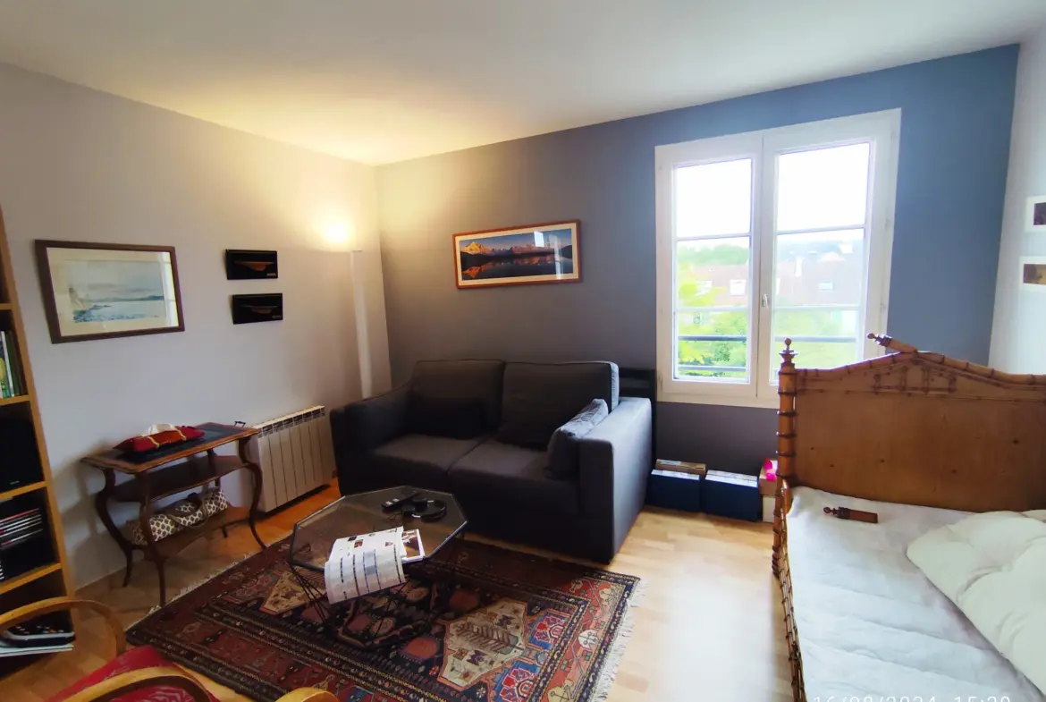 Appartement T2 avec Terrasse à Cergy à Vendre 