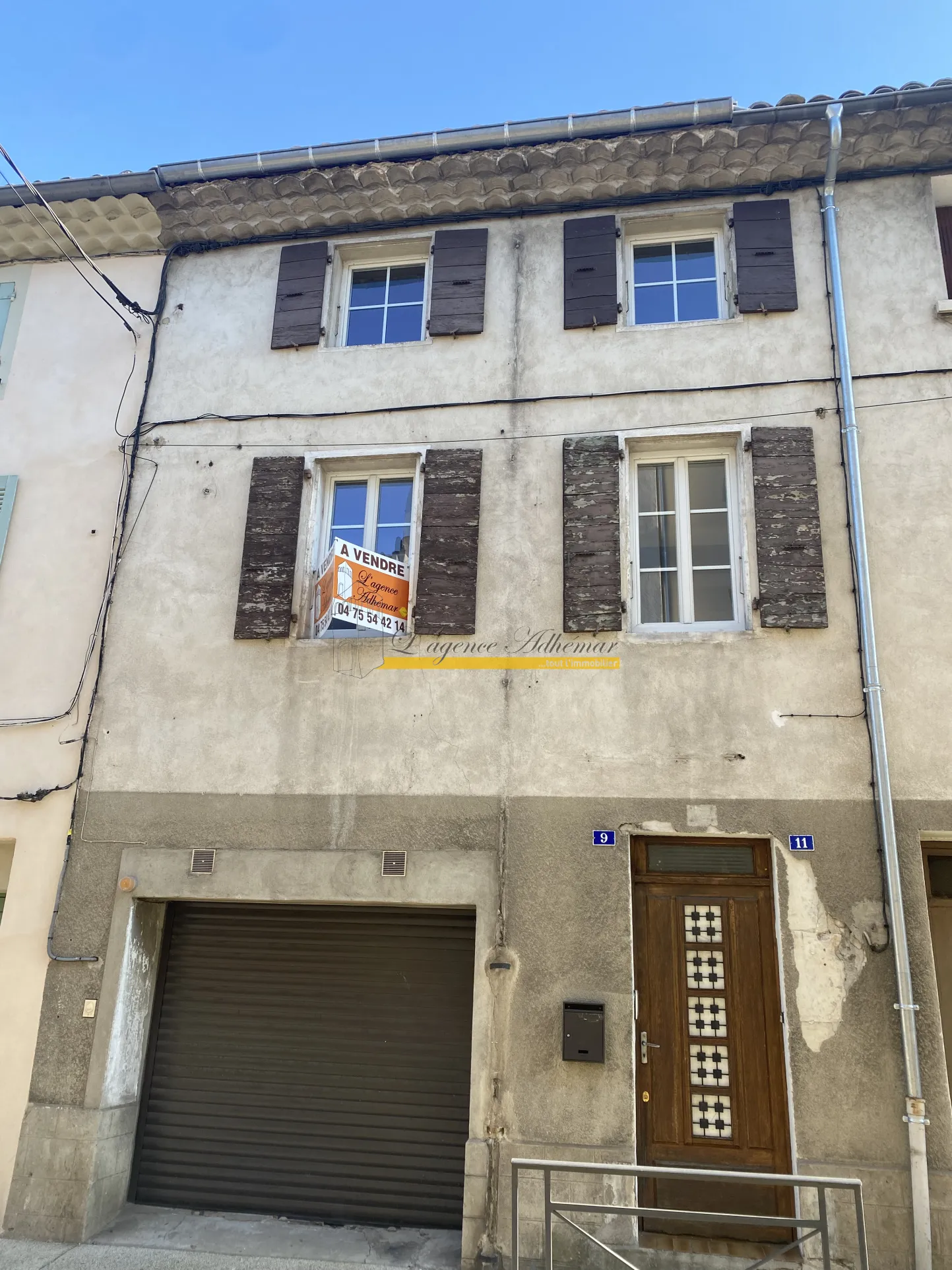 Maison en duplex à Montélimar avec jardin et garage 