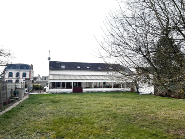 Maison familiale à vendre à Angerville – 125 m² sur 1600 m²