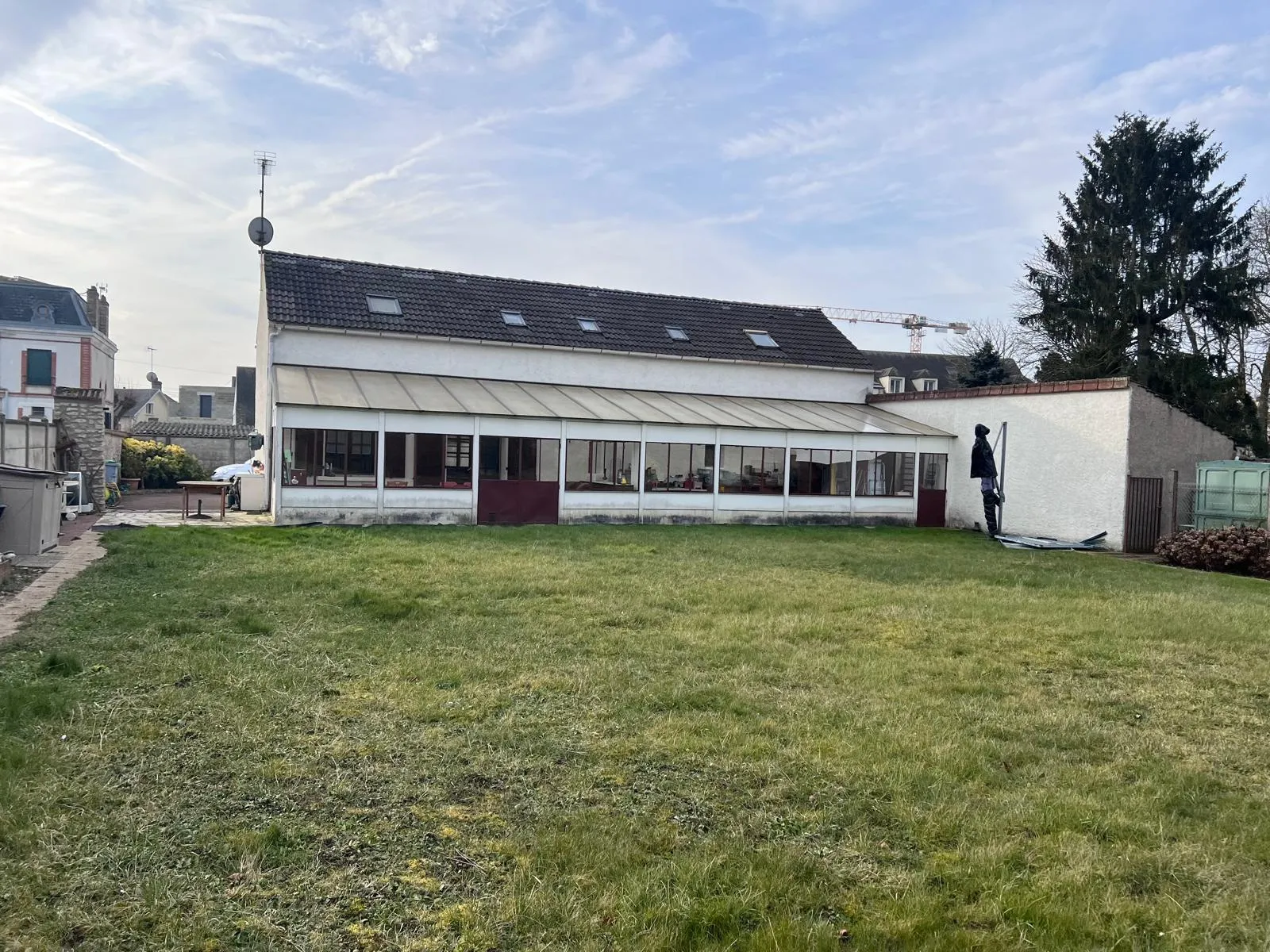 Maison familiale à vendre à Angerville – 125 m² sur 1600 m² 