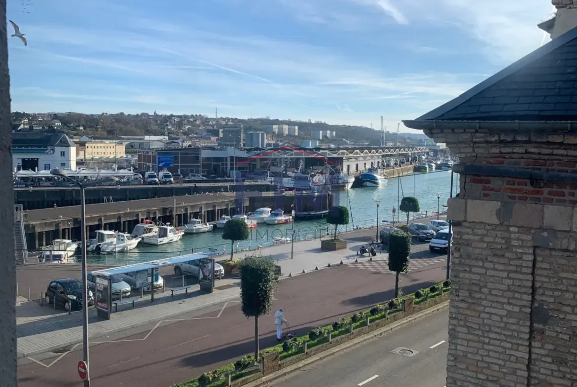 Appartement F2 avec vue sur le port à Dieppe 