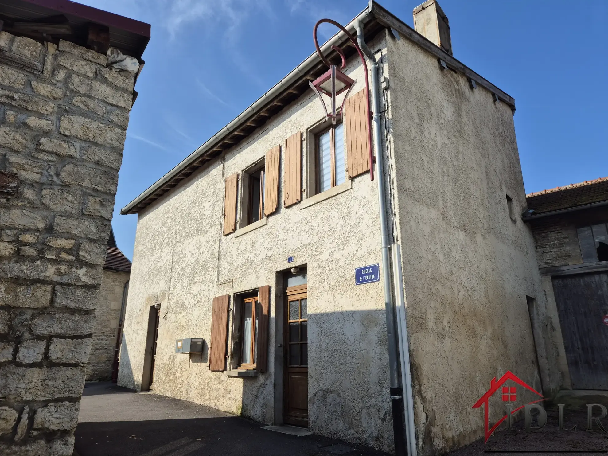 À vendre : Immeuble avec 2 appartements à Montreuil sur Blaise 