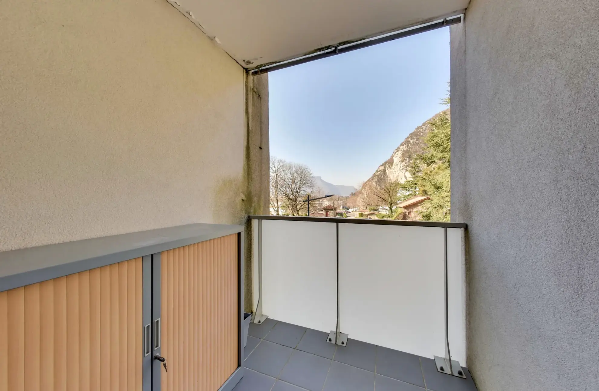 Élégant appartement 3 pièces avec balcon à Saint-Egrève 