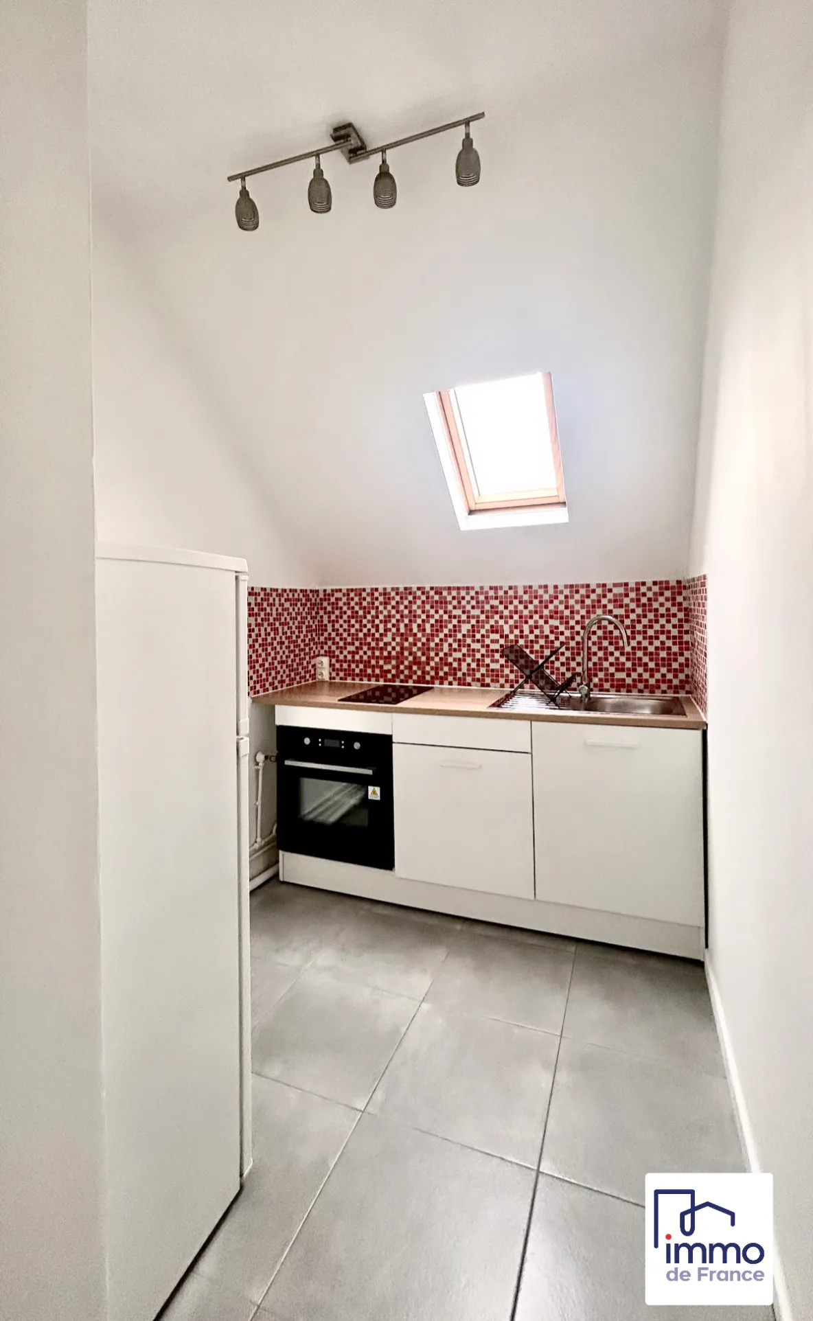 À vendre : Appartement 2 pièces rénové de 34,45 m² à Victor Hugo, Pavillons-sous-Bois 