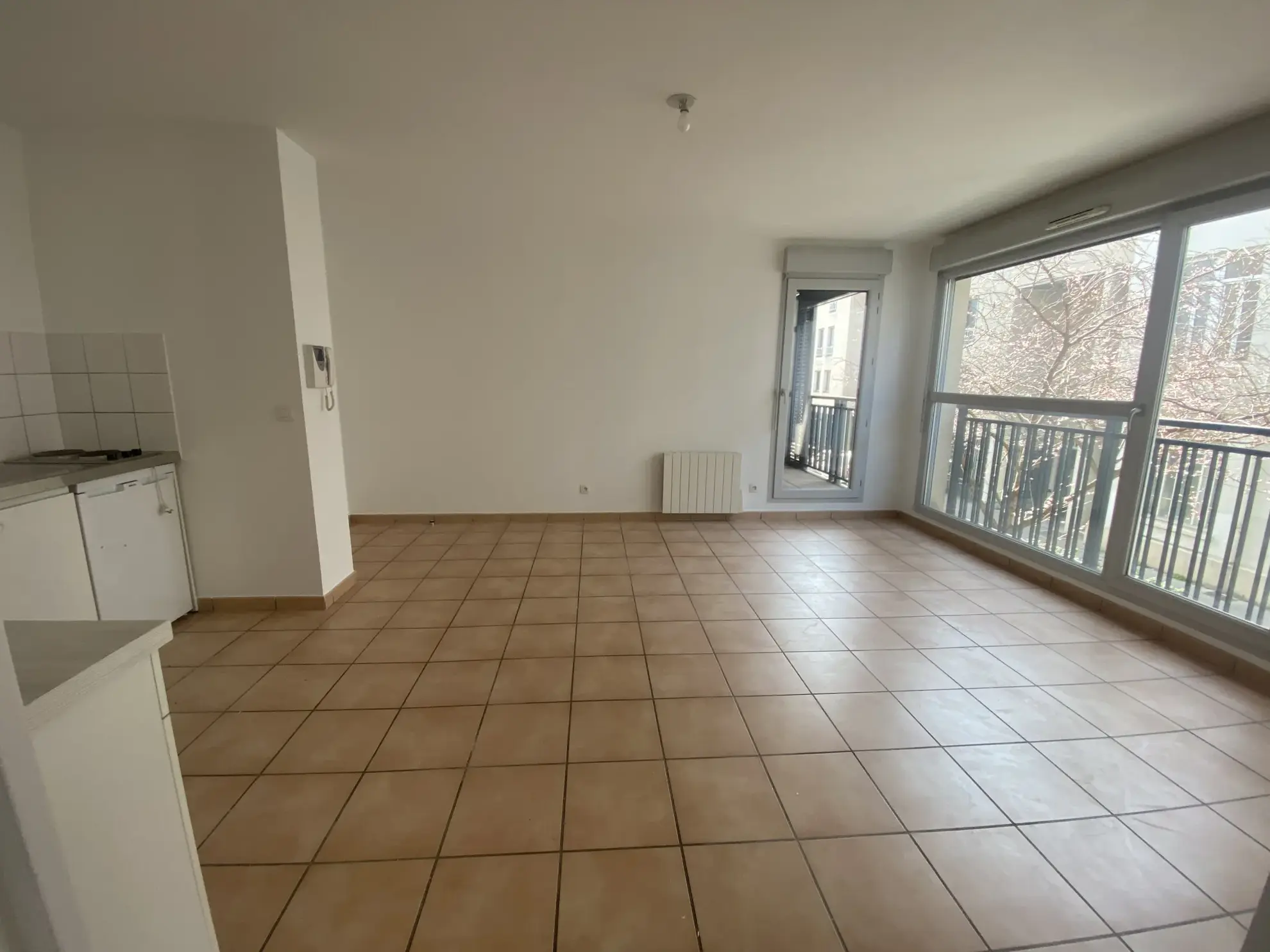 Appartement T2 récent avec loggia à Villeurbanne - 235 000 € 