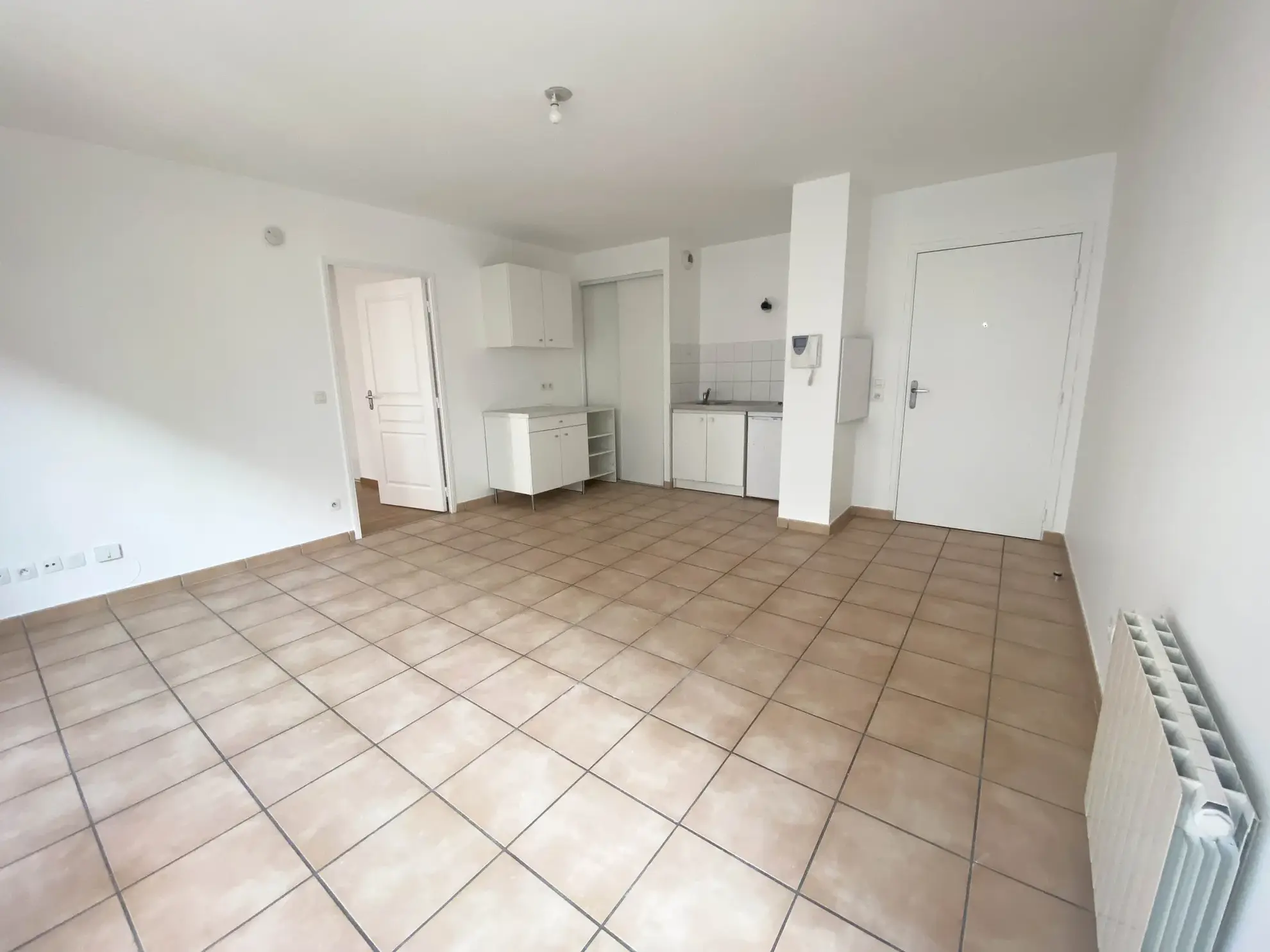 Appartement T2 récent avec loggia à Villeurbanne - 235 000 € 