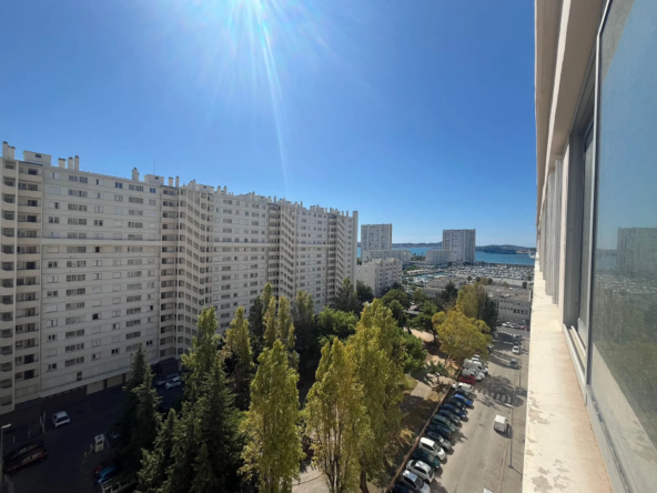 Appartement lumineux T3 de 53 m2 à Toulon - Port Marchand