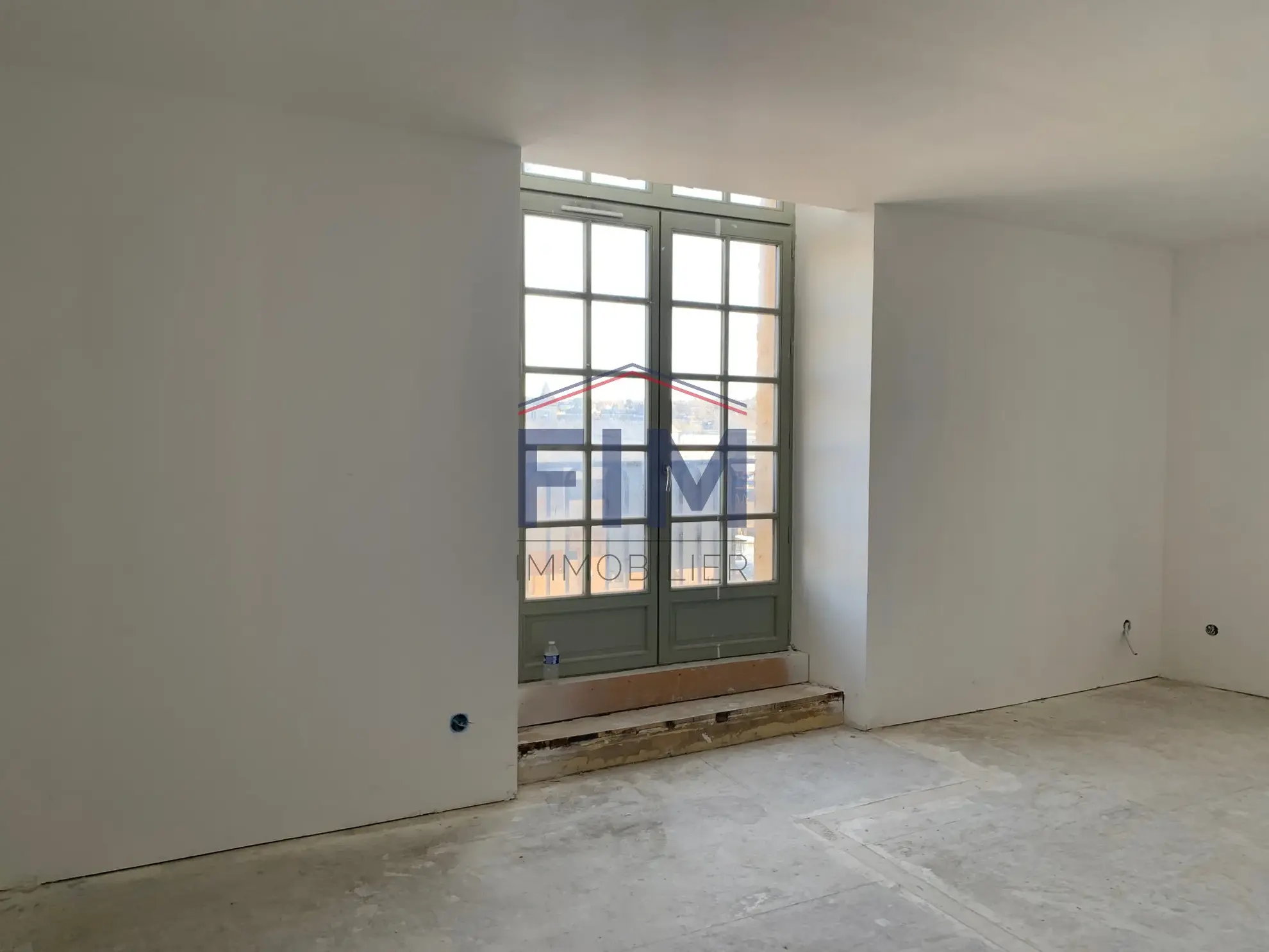 À vendre : Appartement élégant F2 à Dieppe avec vue sur le port 