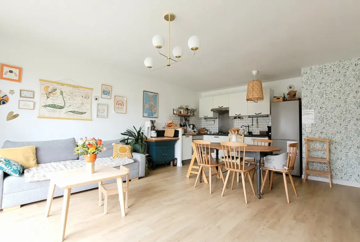 Appartement T4 de 76 m² avec terrasse de 30 m² à Châteaugiron 