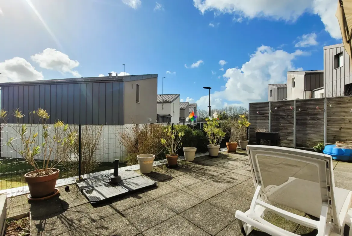 Appartement T4 de 76 m² avec terrasse de 30 m² à Châteaugiron 