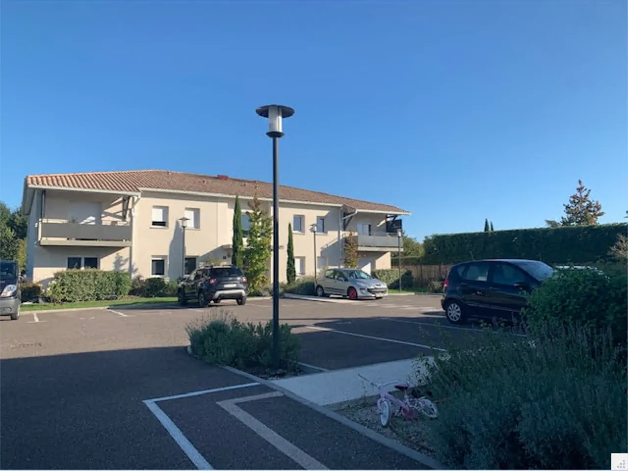 Appartement T2 Loué avec Balcon et Parking à Saint-Médard-en-Jalles 