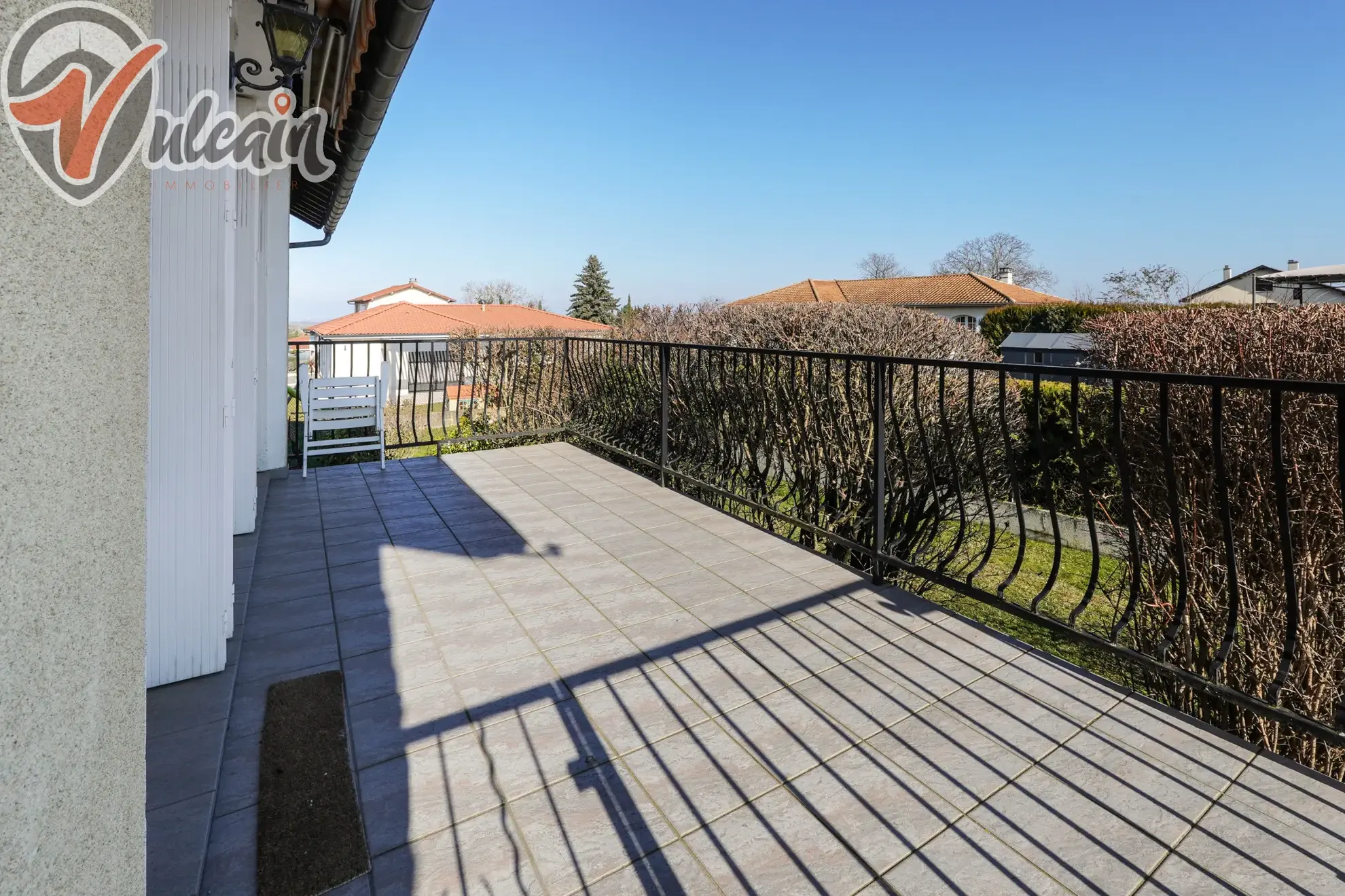 Pavillon au calme sur 600 m² à Pont du Château 