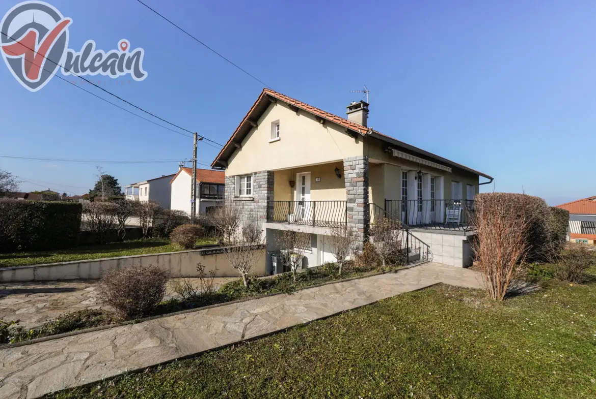 Pavillon au calme sur 600 m² à Pont du Château 