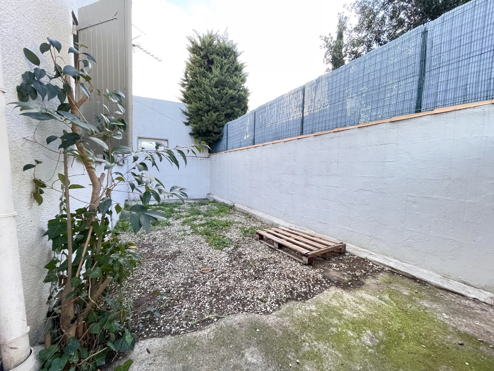 Appartement 2 pièces avec jardin de 27 m² à Agde 