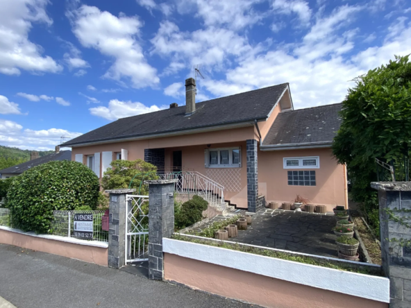 Maison T5 à vendre à Monein-Centre avec jardin et vue Pyrénées