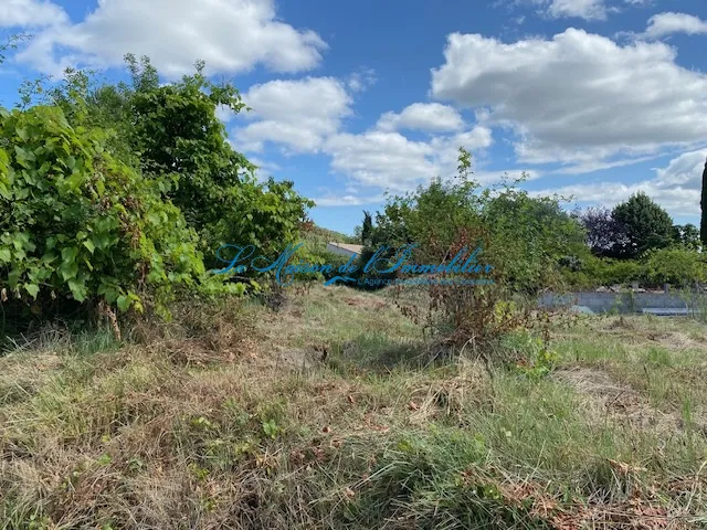 Vente de terrain constructible de 1200 m2 entre Quissac et Montpellier 