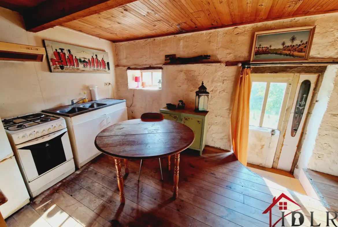 Maison hippie à vendre à Vicq - 33 m2 avec terrain de 248 m2 