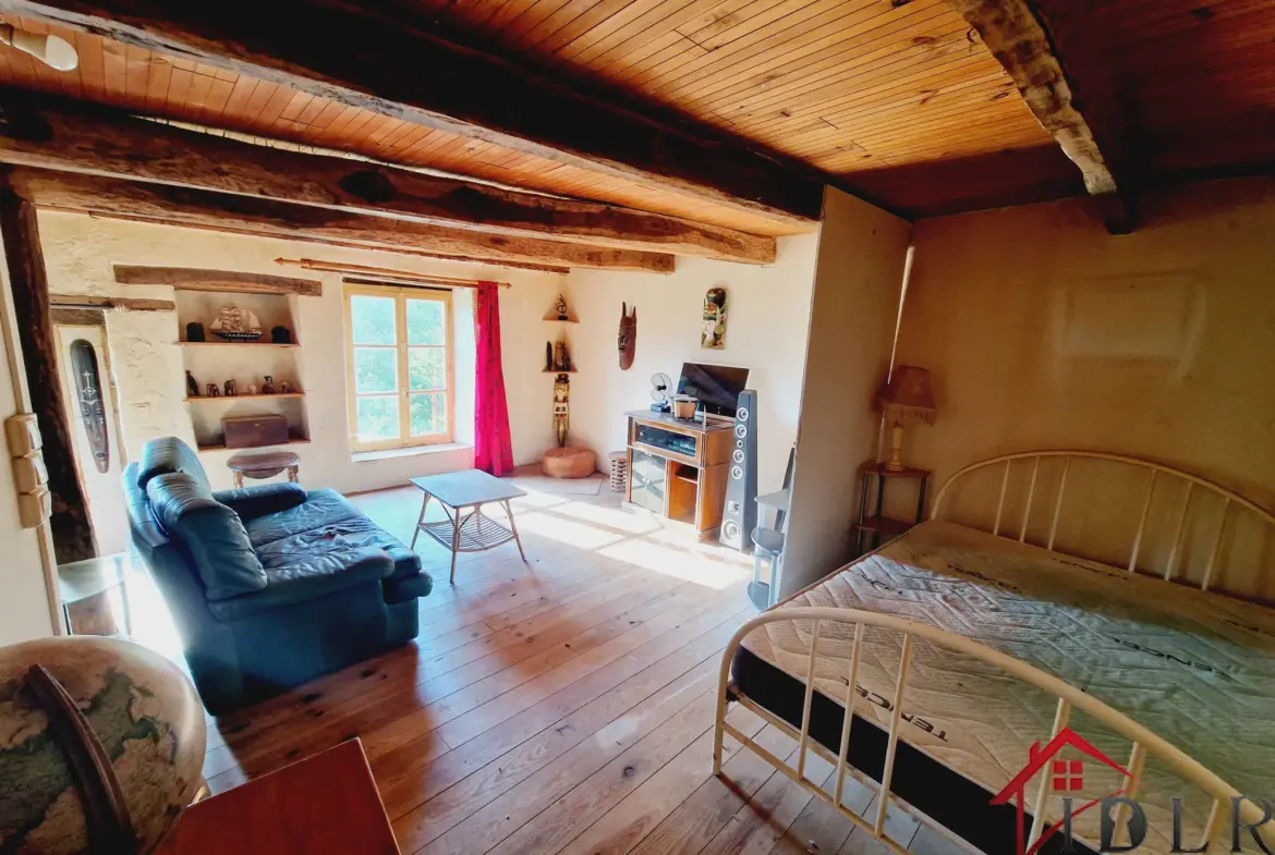 Maison hippie à vendre à Vicq - 33 m2 avec terrain de 248 m2 