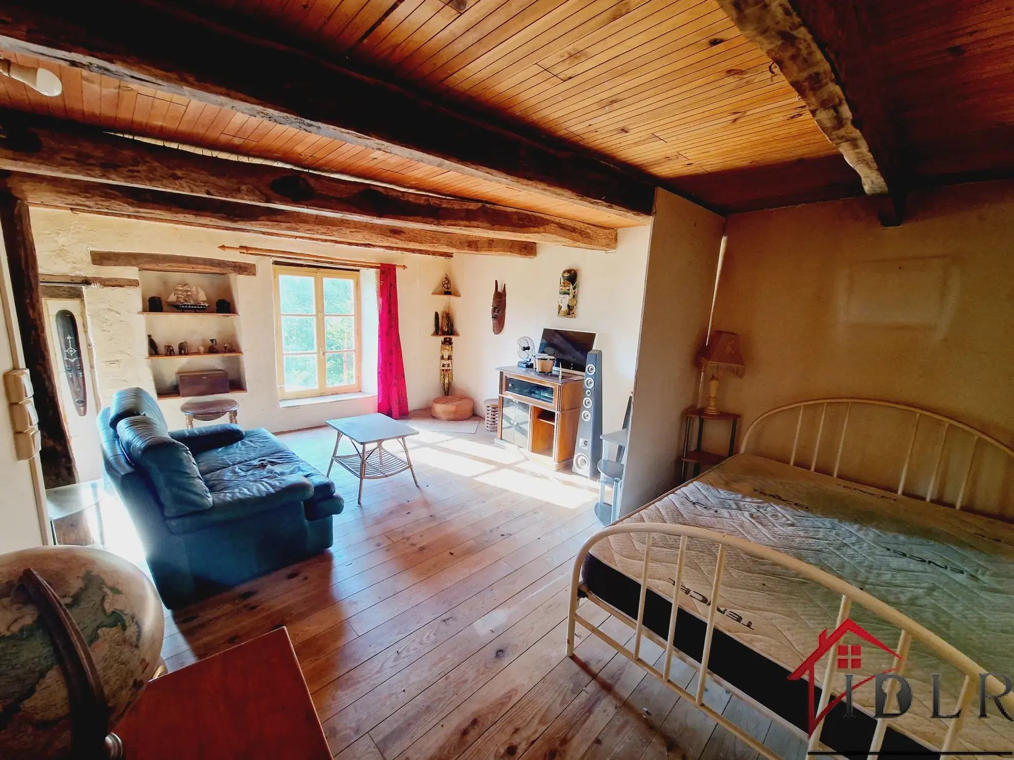 Maison hippie à vendre à Vicq - 33 m2 avec terrain de 248 m2 