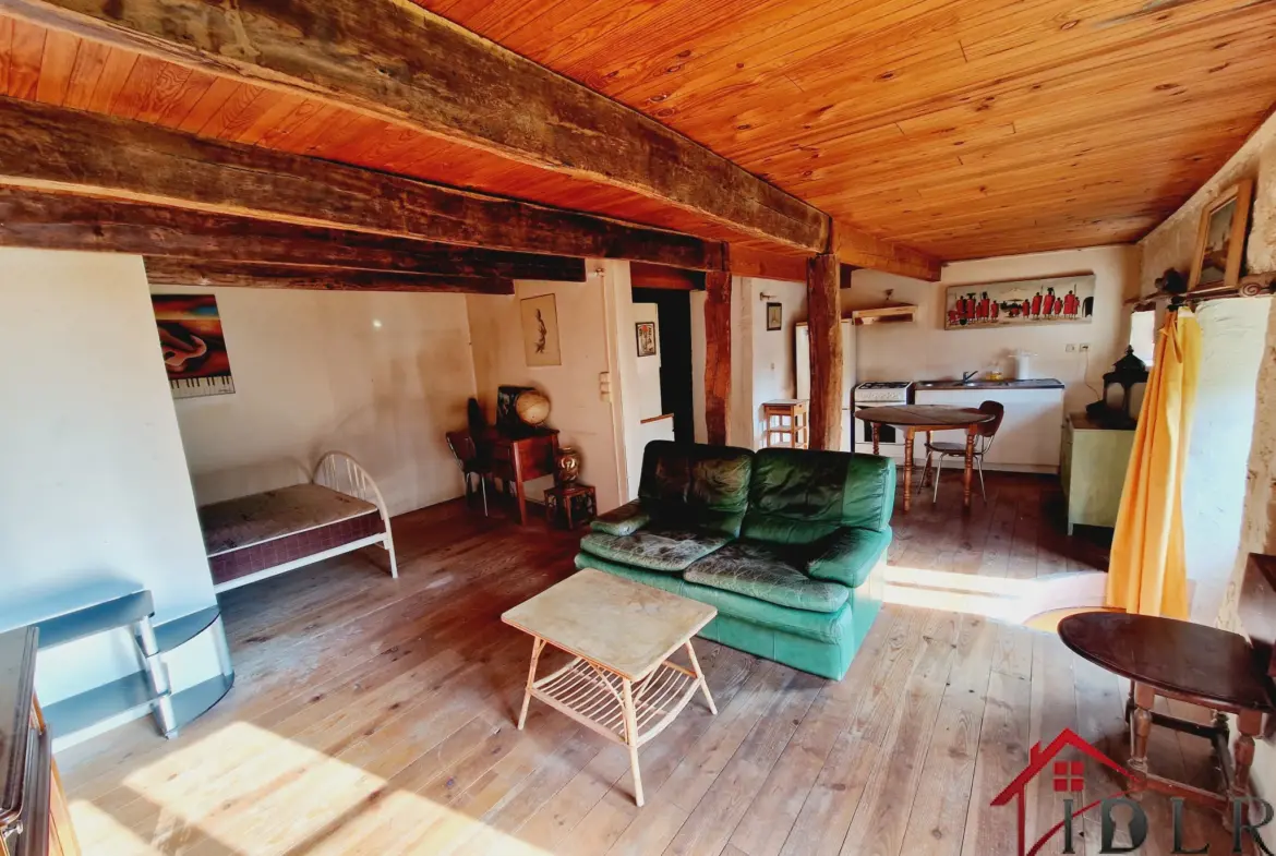 Maison hippie à vendre à Vicq - 33 m2 avec terrain de 248 m2 