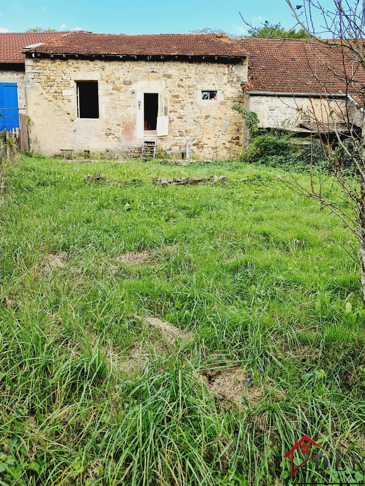 Maison hippie à vendre à Vicq - 33 m2 avec terrain de 248 m2 