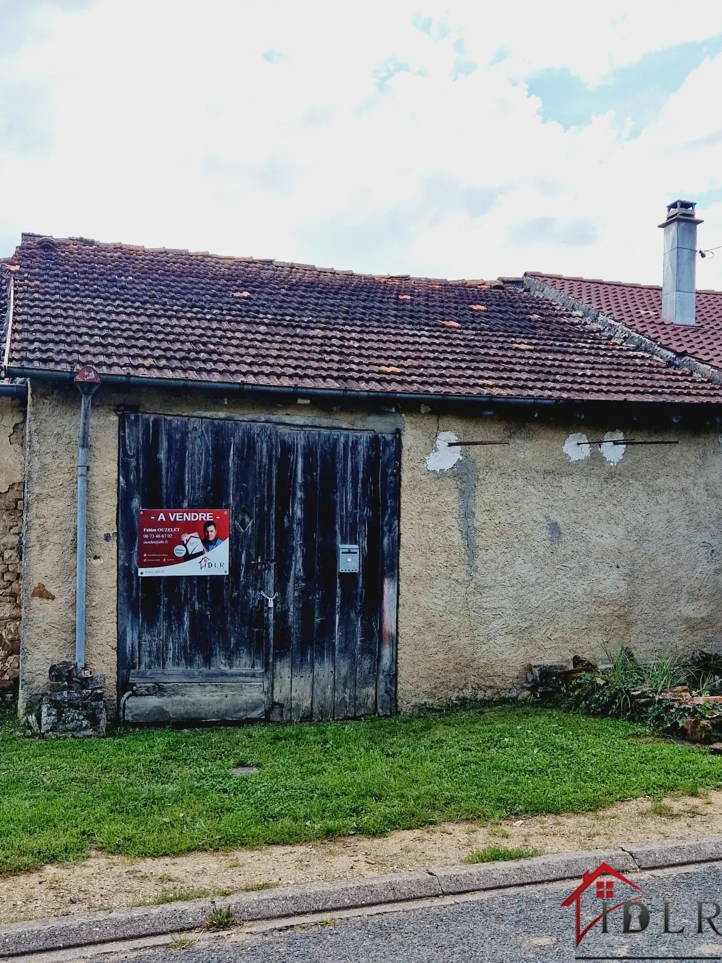 Maison hippie à vendre à Vicq - 33 m2 avec terrain de 248 m2 