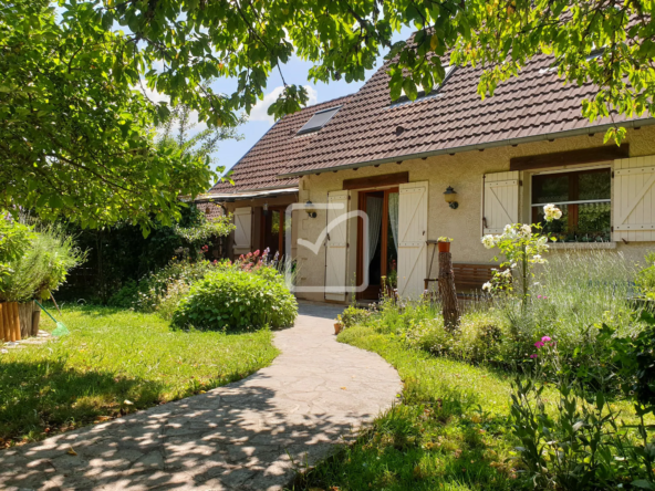 Charmante maison de 150 m² avec jardin à Cosnac